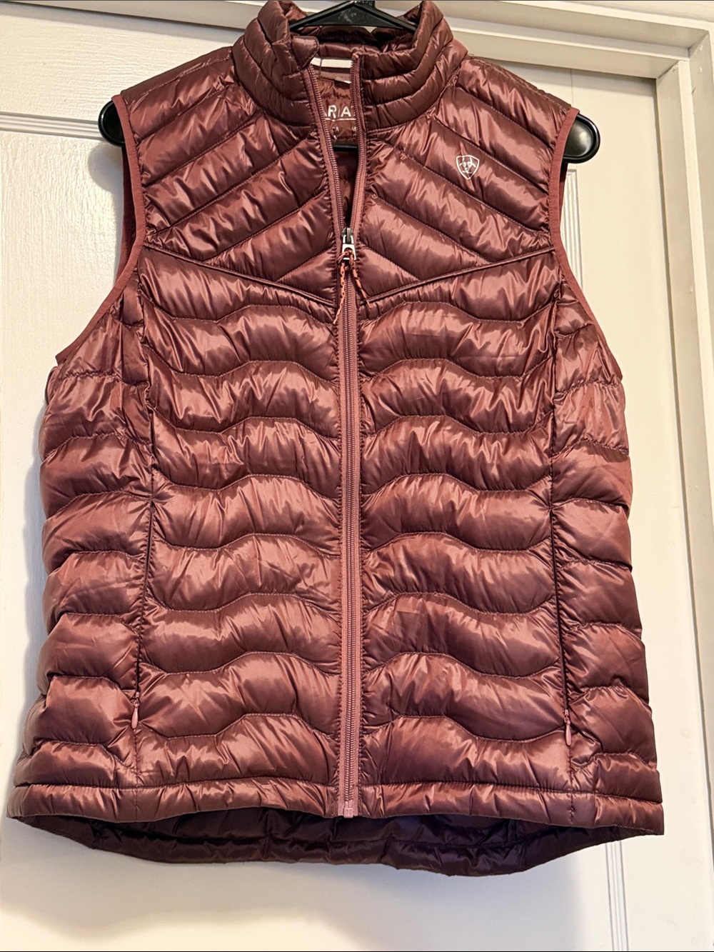 Ariat Ideal Down Puffer Vest Womens Size L Plum Packable Lightweight Winter